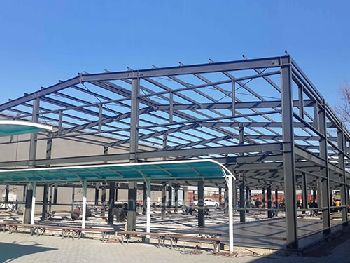 ���̰���